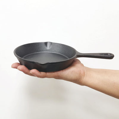 MOZUVE 6-Inch Pre-Seasoned Cast Iron Camping Skillet