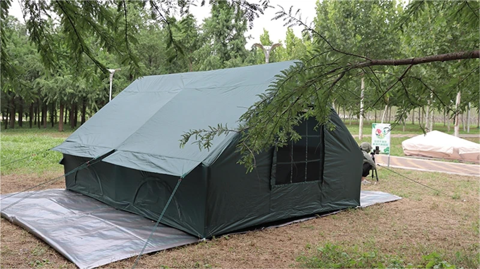 10-Person Four-Season Inflatable Family Camping Tent