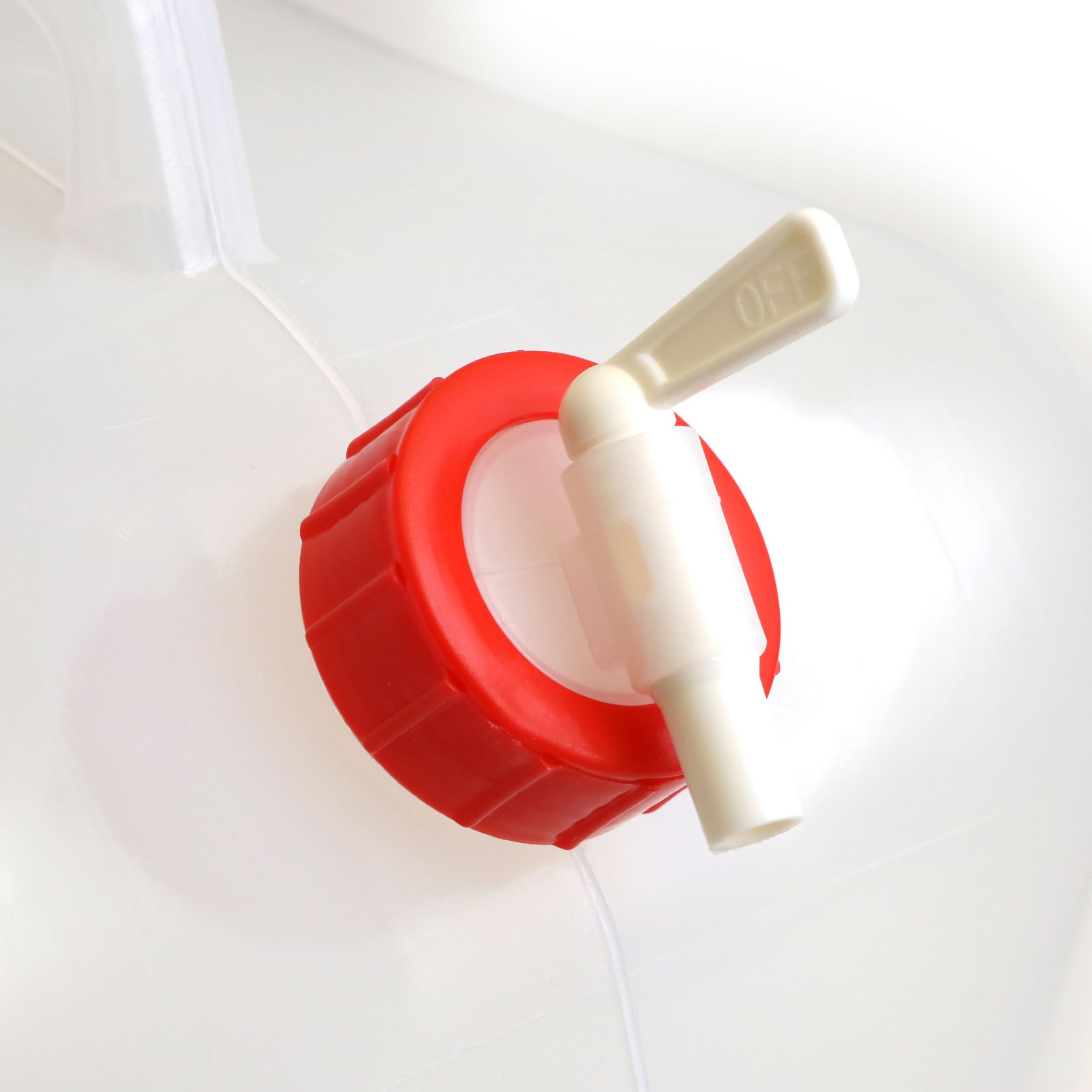 Coghlan’s Collapsible Water Carrier for Camping and Travel