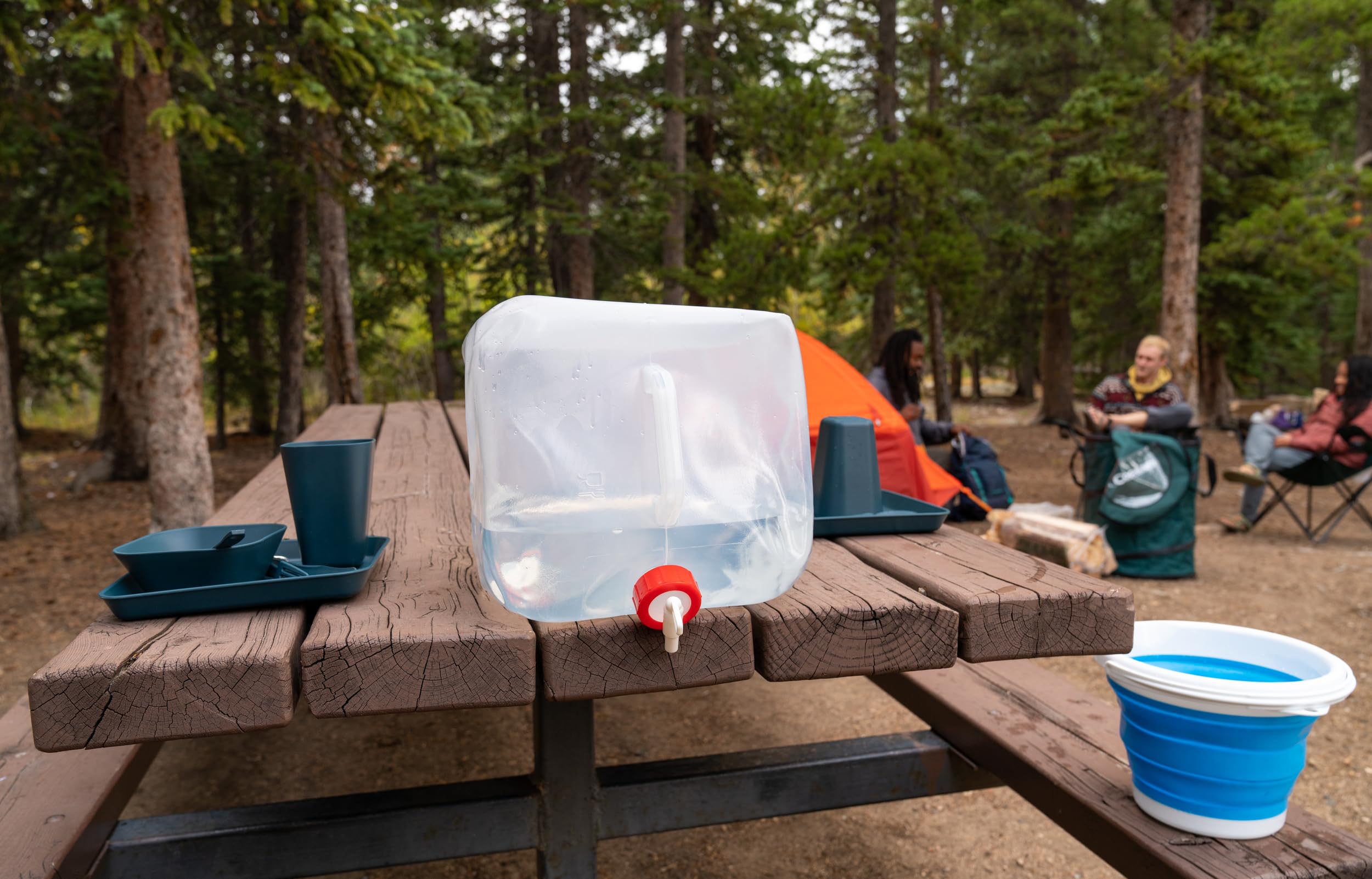 Coghlan’s Collapsible Water Carrier for Camping and Travel